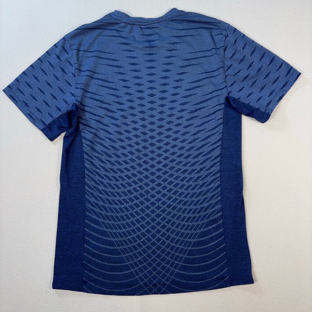 Nike Ultimate Dry Shirt Men's S Blue Geometric Dri-Fit Stretch Gym Training Top - Picture 2 of 15